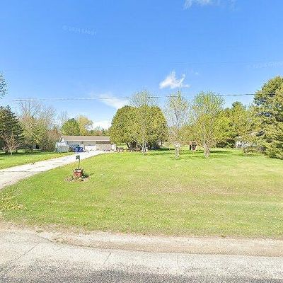 N9348 Townline Rd, Van Dyne, WI 54979