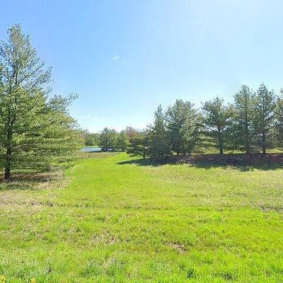 N9571 Townline Rd, Van Dyne, WI 54979