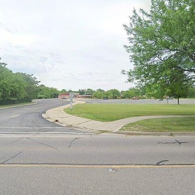 North Road (Landlocked), Fenton, MI 48430