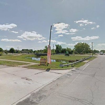 W Jefferson, Gibraltar, MI 48173