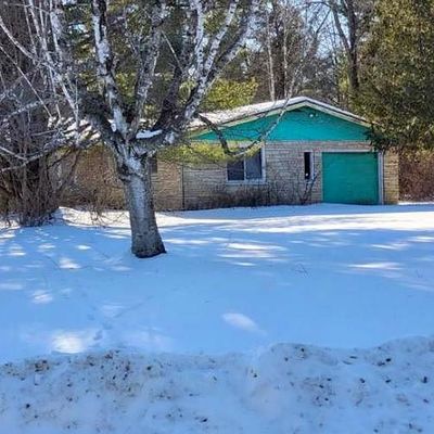 W11013 Riverside Rd, Marion, WI 54950