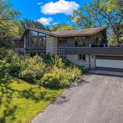 W1955 Lucy Ln, Mukwonago, WI 53149