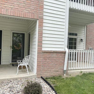 W241 N2507 E Parkway Meadow Cir #4, Pewaukee, WI 53072