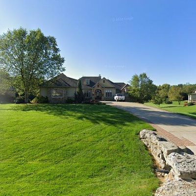 W5934 Apple Ln, Fort Atkinson, WI 53538