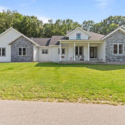 W6275 Pinewood Dr, Holmen, WI 54636