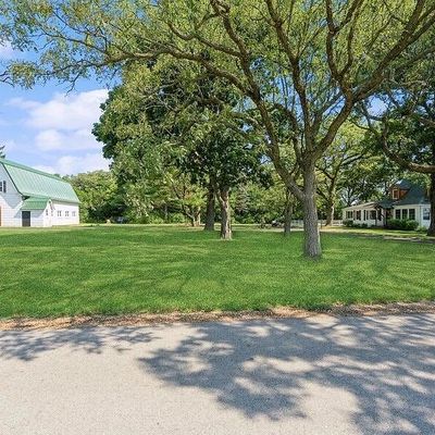 W670 N Bloomfield Rd, Genoa City, WI 53128