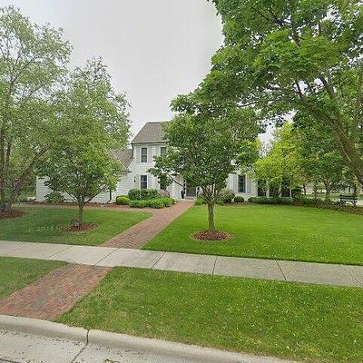 W72 N344 Foxpointe Ave, Cedarburg, WI 53012