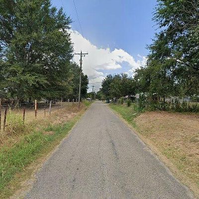 Wren St, Mineola, TX 75773