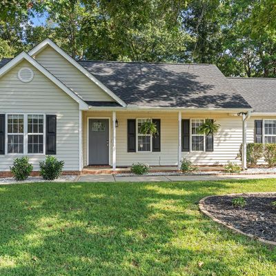 100 Hunter Ln, Zebulon, NC 27597