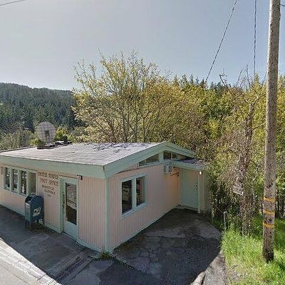 River Road, Bridgeville, CA 95526