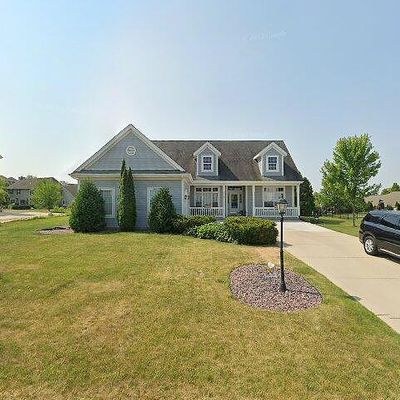 S95 W12995 Walter Hagen Dr, Muskego, WI 53150