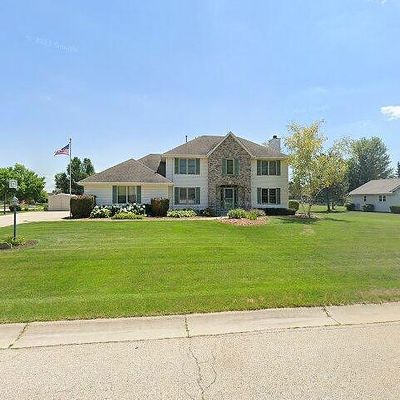 S77 W16821 Casey Dr, Muskego, WI 53150