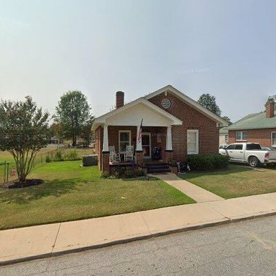 106 Sherard Ave, Ninety Six, SC 29666