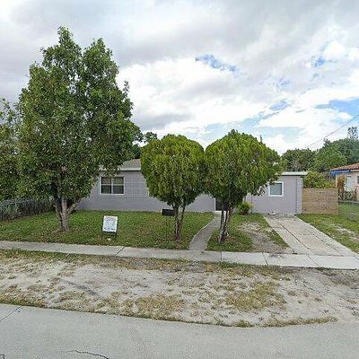 1061 Ne 153 Rd Ter, North Miami Beach, FL 33162