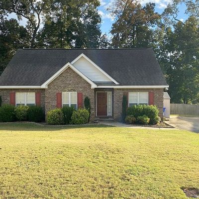 107 Pine Grove Dr, Troy, AL 36081