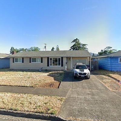 1076 Quinalt St, Springfield, OR 97477