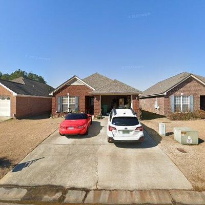 109 Turtle Dr, Elmore, AL 36025