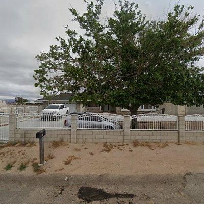 11043 Locust Ave, Hesperia, CA 92345