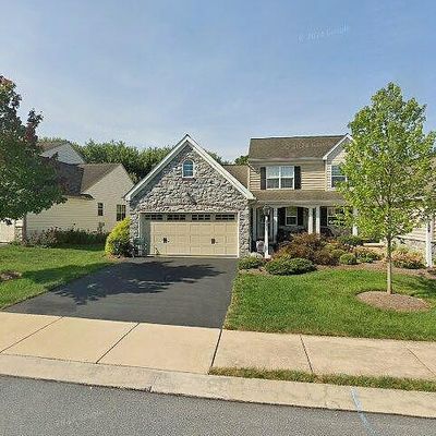 111 Waypoint Dr, Lancaster, PA 17603