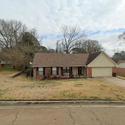 112 Spanish Moss Dr, Clinton, MS 39056