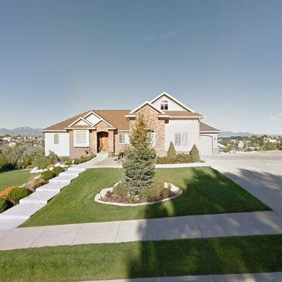 11272 S Berg Hollow Ln W, South Jordan, UT 84095