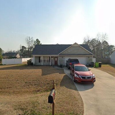 114 Secretariat Dr, Havelock, NC 28532