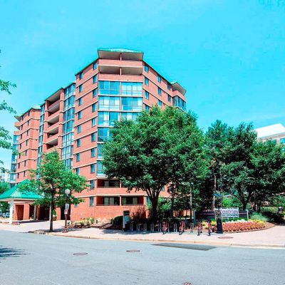 1001 N Randolph St #617, Arlington, VA 22201