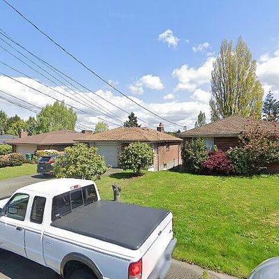 10022 11 Th Ave Nw, Seattle, WA 98177