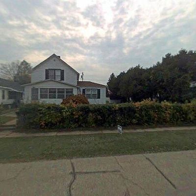 1003 W A St, Iron Mountain, MI 49801