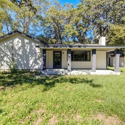 101 Pawnee Dr, Montgomery, TX 77316