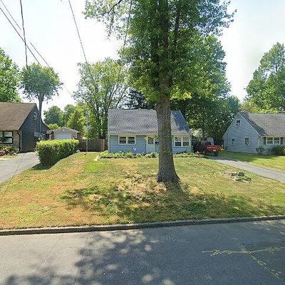 1011 Terrace Blvd, Ewing, NJ 08618