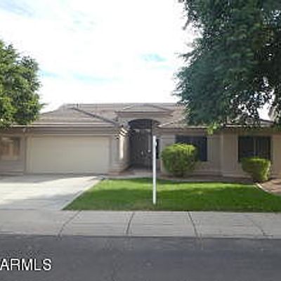 1019 S Roles Dr, Gilbert, AZ 85296