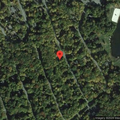 1023 Tomahawk Rd, Lake Ariel, PA 18436