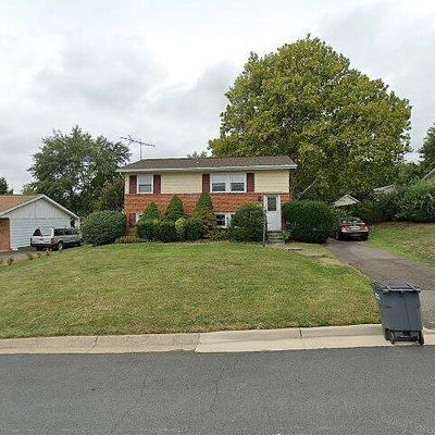 1031 S Hoga Rd, Sterling, VA 20164