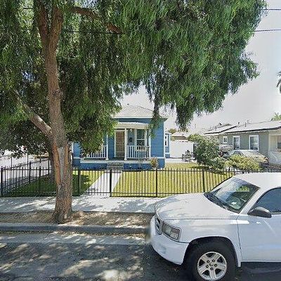 1033 N Custer St, Santa Ana, CA 92701