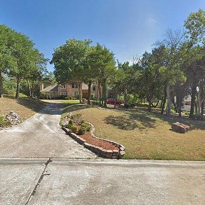 1215 Whispering Oaks Dr, Desoto, TX 75115