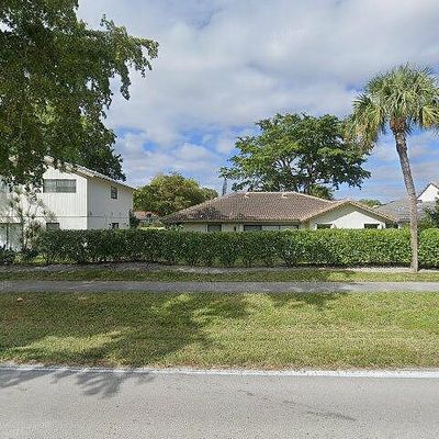 1296 Spring Circle Dr, Coral Springs, FL 33071