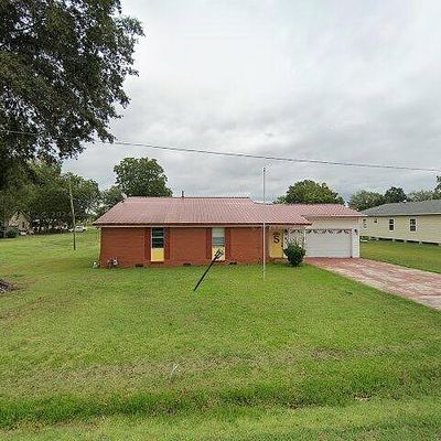 13 Second St, Cleveland, MS 38732