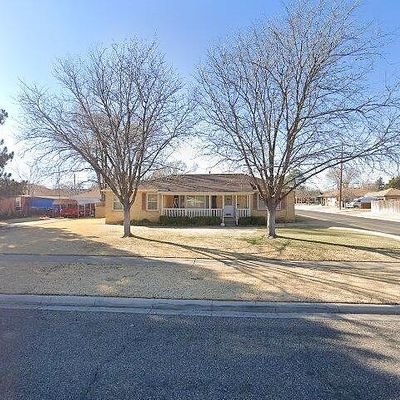 1300 Broadmoor St, Amarillo, TX 79106