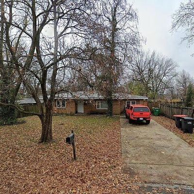 1300 Shaw Ave, Springdale, AR 72764