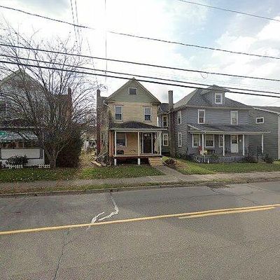 1302 W Front St, Berwick, PA 18603