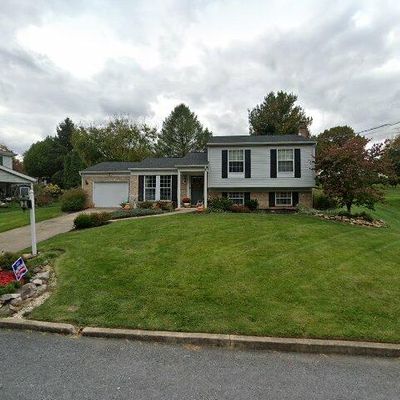 1304 Mallard Rd, Camp Hill, PA 17011