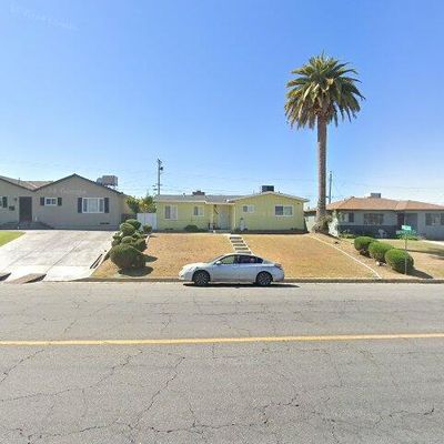 1305 University Ave, Bakersfield, CA 93305