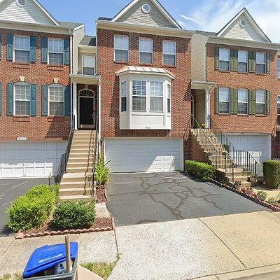 13102 Forest Mist Ln, Fairfax, VA 22033