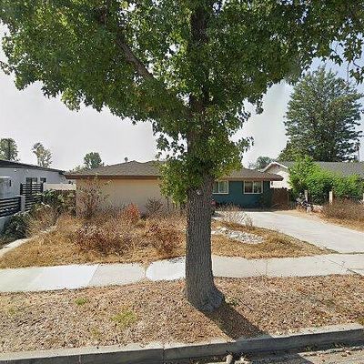 13162 Arminta St, North Hollywood, CA 91605