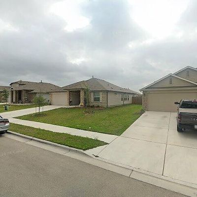 116 Stellamar Dr, Hutto, TX 78634