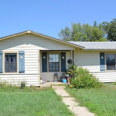 118 E Cedar St, Junction, TX 76849