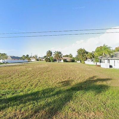 1203 Se 15th St, Cape Coral, FL 33993