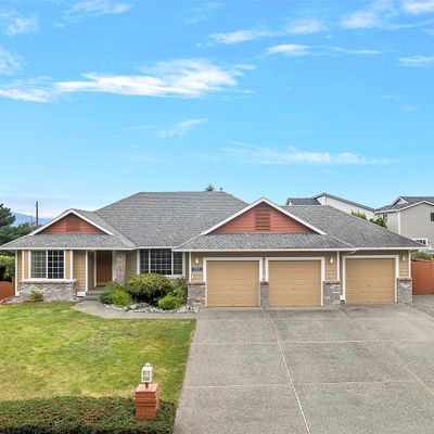 12031 Jacqueline Dr, Burlington, WA 98233