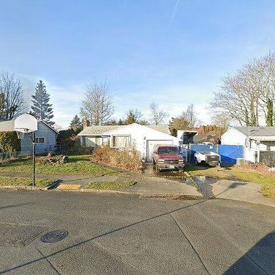 12041 Ne Siskiyou St, Portland, OR 97220